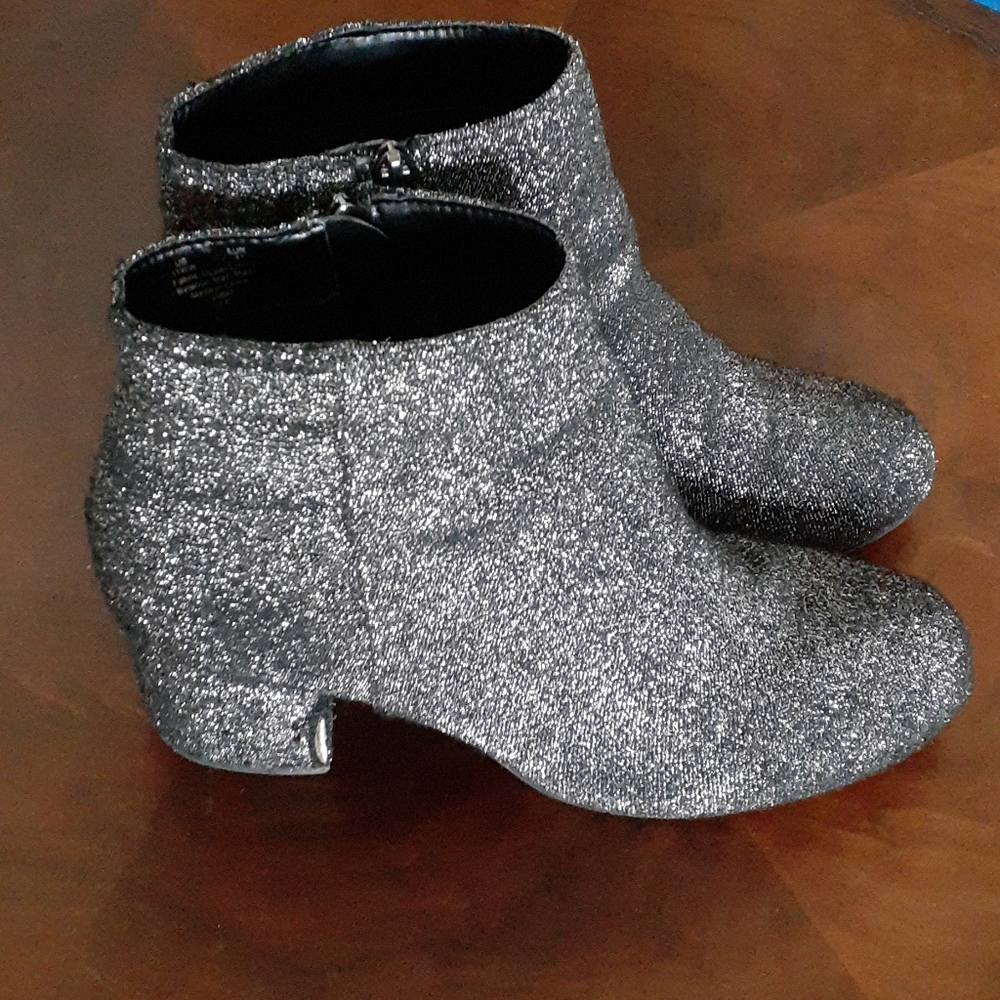 11WW Torrid Boots